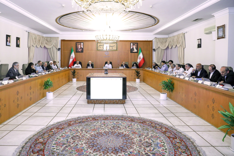 دکتر پزشکیان در جلسه هیئت دولت مطرح کرد؛ دستور پیگیری جدی و فوری برای مقابله با فعالیت ماینرهای غیرقانونی