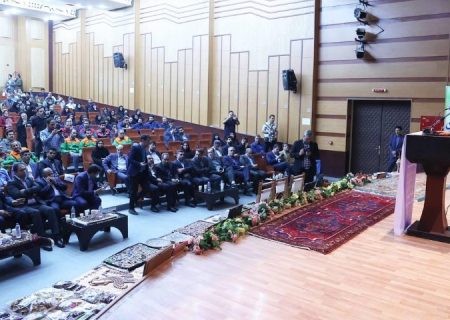 وزیر تعاون، کار و رفاه اجتماعی در همایش وفاق برای سرمایه‌گذاری و ایران ماهر در رزن و درگزین: شناسایی ۸۰۰ پروژه برای سرمایه‌گذاری در سازمان آموزش فنی و حرفه‌ای