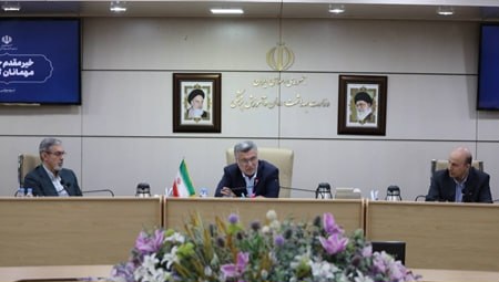 با حضور وزیر بهداشت برگزار شد؛ چهارمین جلسه ستاد اجرایی کشوری برنامه پزشکی خانواده و نظام ارجاع