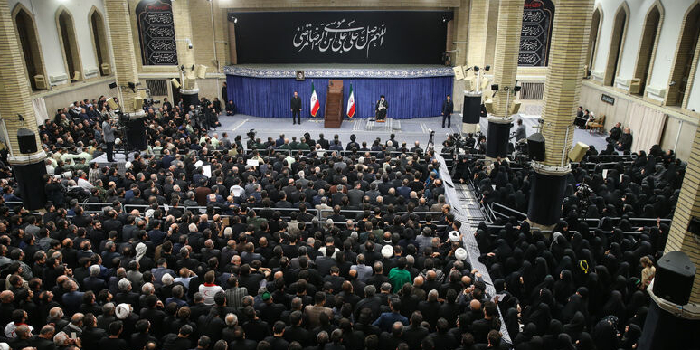 سپر پولادین اتحاد مردم و مسئولان و نیروهای مسلح نباید خدشه دار شود